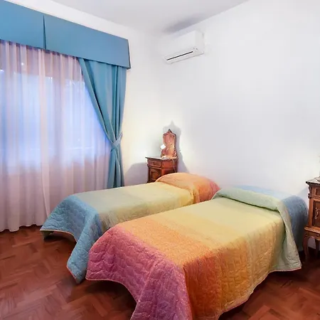 Bed & Breakfast Appia Felis 4*